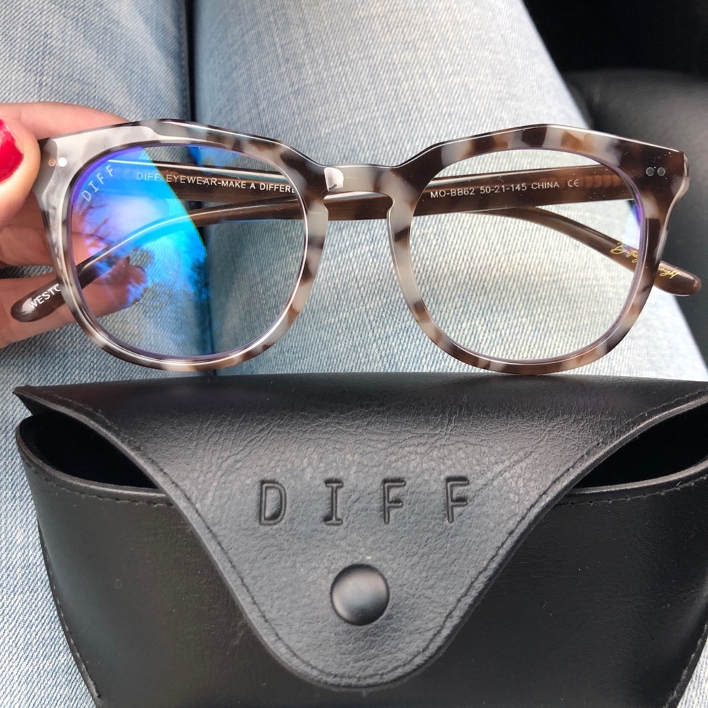 DIFF blue light glasses